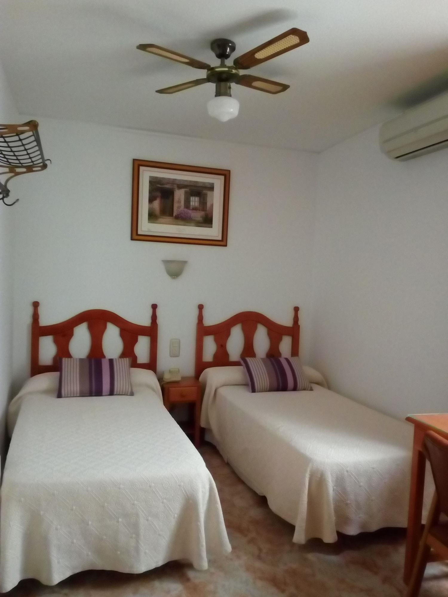 Hostal Rural Montual Los Banos  Luaran gambar
